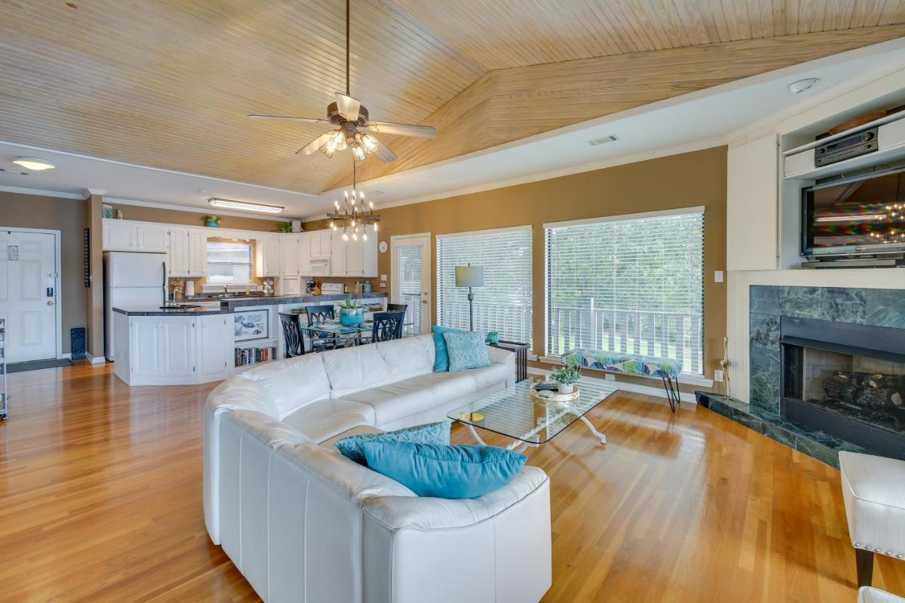 Spacious Hot Springs Penthouse Stunning Lake View Exteriör bild